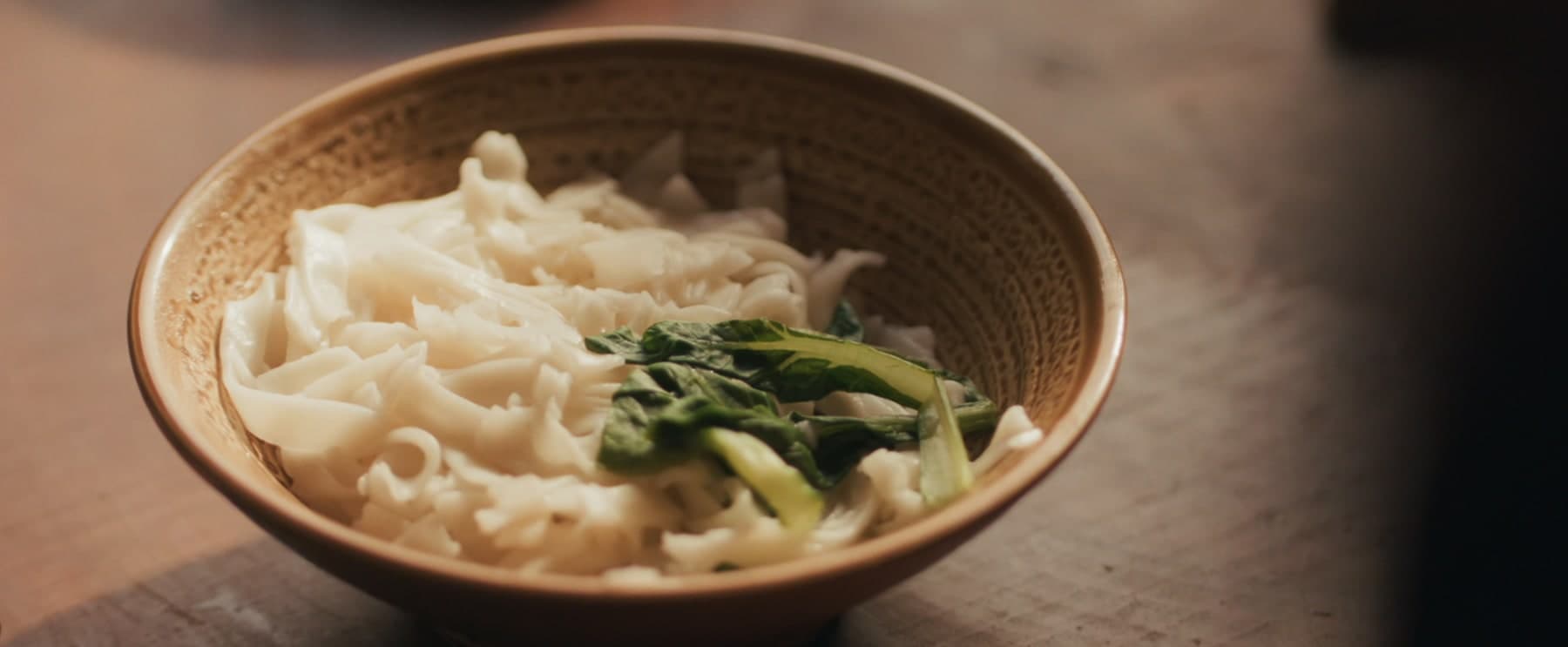 モツを乗せた麺